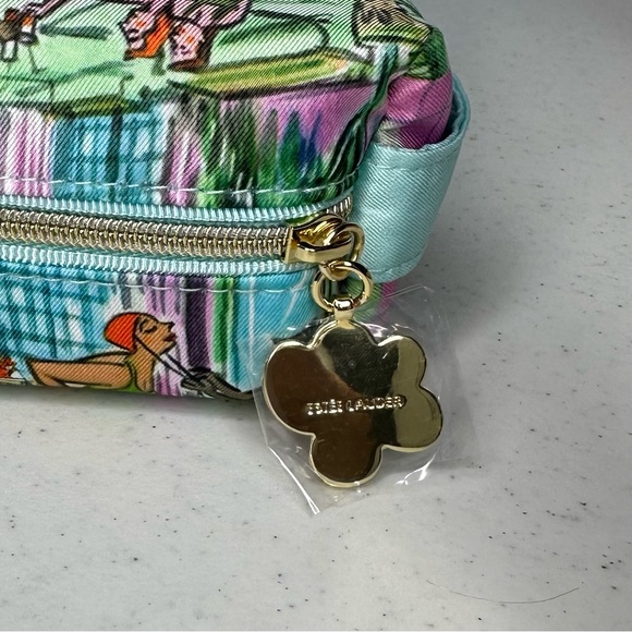 Estée Lauder Limited Edition Cosmetic/Travel Bag - Picture 6 of 10